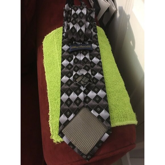 CHAS‎ REED & CO HANDMADE TIE Men’s Gray/ Black Diamond Silk Tie - Picture 4 of 4